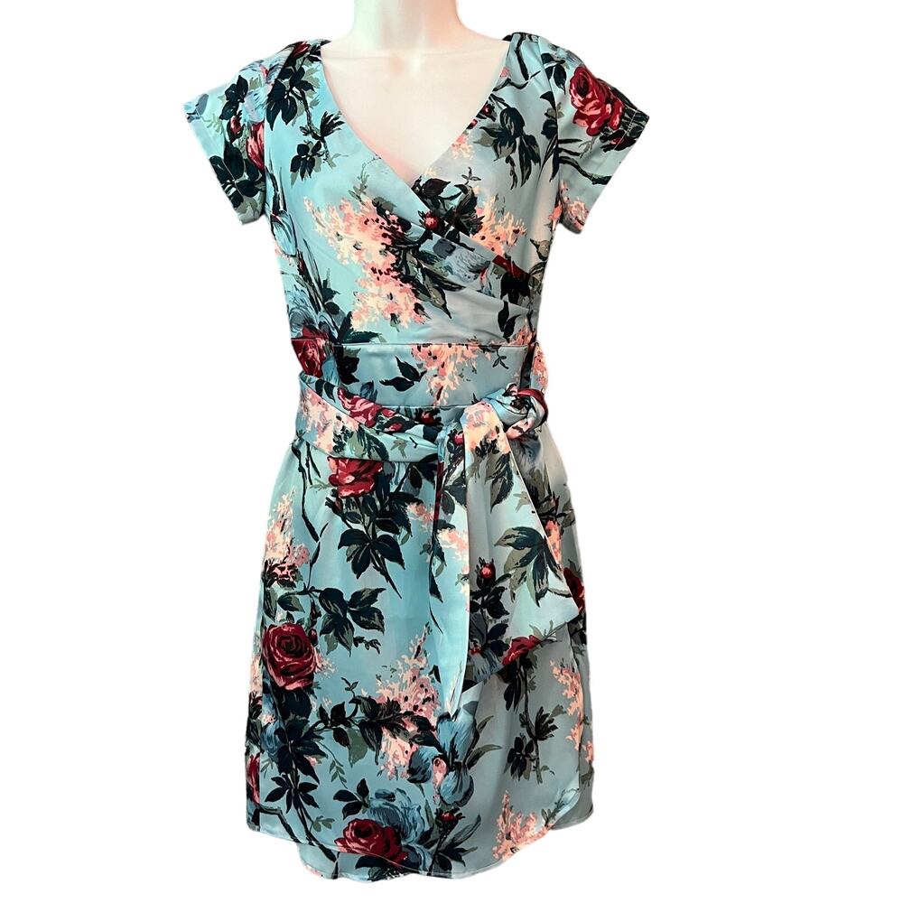 Pinup Couture Rockabilly Retro Ava Faux Wrap Blue Floral Dress Sz Small